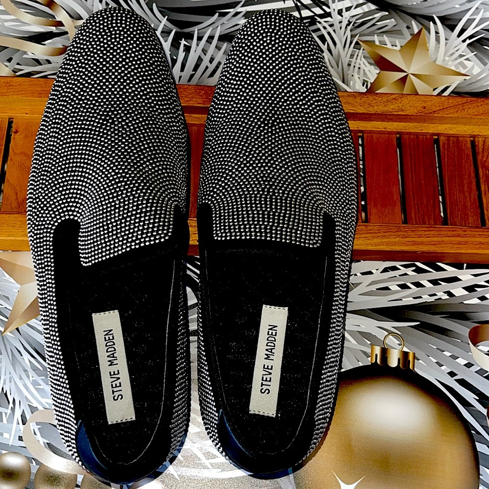 Steve Madden dress shoes. Glitzy and stylish.
